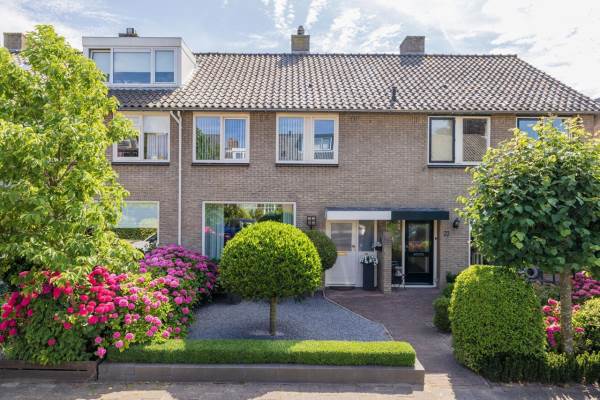 Woning Troelstralaan 24 Hillegom