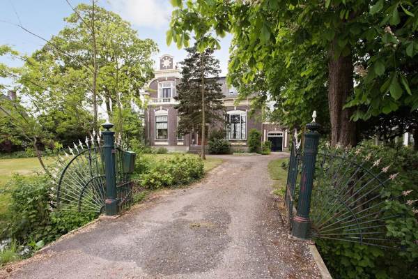 Woning Oosterstraat 67 Warffum