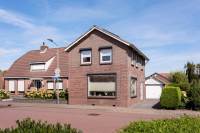 Woning Koninginneweg 42 Numansdorp