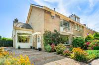 Woning Lijsterbesstraat 41 Roelofarendsveen