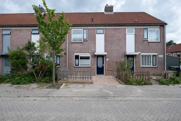Woning Hoefijzer 26 Zwaag