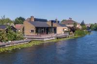 Woning Peursumseweg 14 Giessenburg