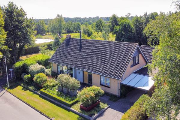 Woning De Wijk 24 Surhuisterveen