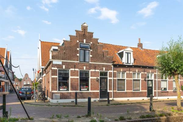 Woning H J Calkoengracht 1 Volendam