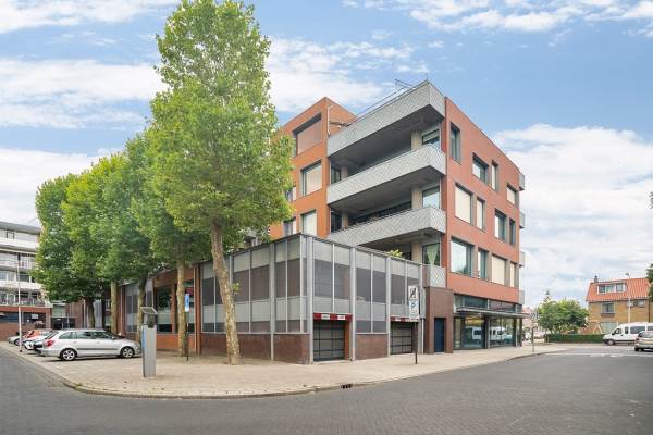 Woning Hasselaarstraat 15+ Pp DIEMEN