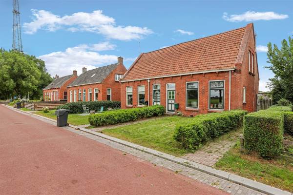 Woning Rijksweg 24 Jirnsum