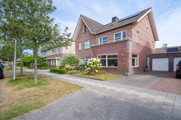 Woning Jan van Ravenswaaystraat 10 Assen