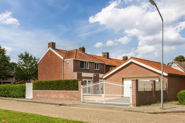 Woning Wethouder Dubbelmanstraat 13 Lage Zwaluwe