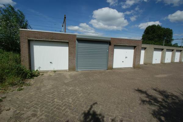 Garage Dubbele Buurt 2B Halfweg
