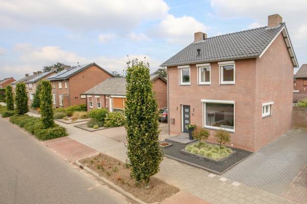 Woning Industriestraat 123 Reuver