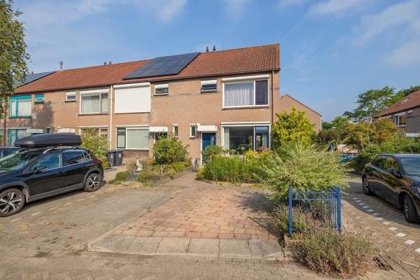 Woning Van Lottomstraat 12 Kwintsheul