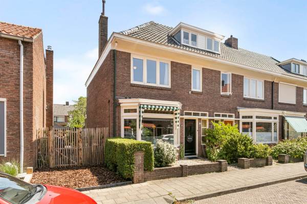 Woning Johannes Sinthenstraat 56 Deventer