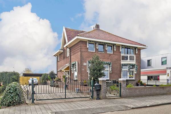 Woning Rijksstraatweg 17 Heemskerk