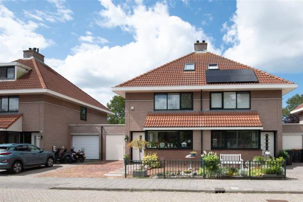 Woning Kikkerbeet 17 Oudkarspel (Gem. Dijk en Waard)
