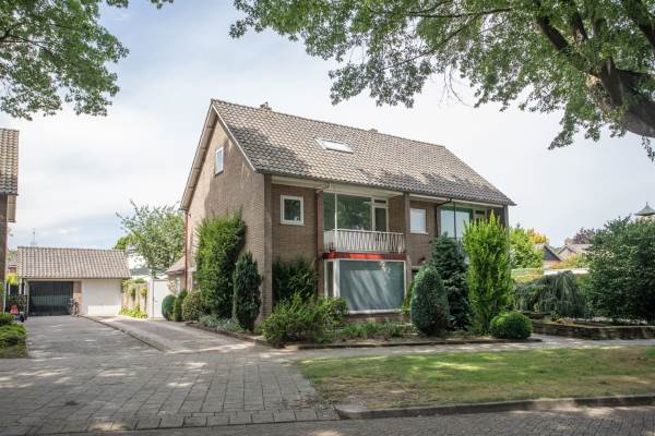 Woning Eikenlaan 12 Wierden