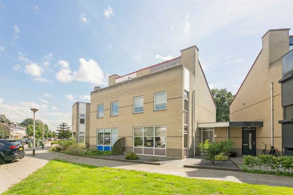 Woning Carel Willinkplein 22 Roosendaal