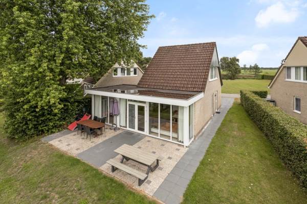 Woning De Vennen 215 VLAGTWEDDE