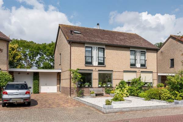 Woning Frida Katz-erf 58 Dordrecht