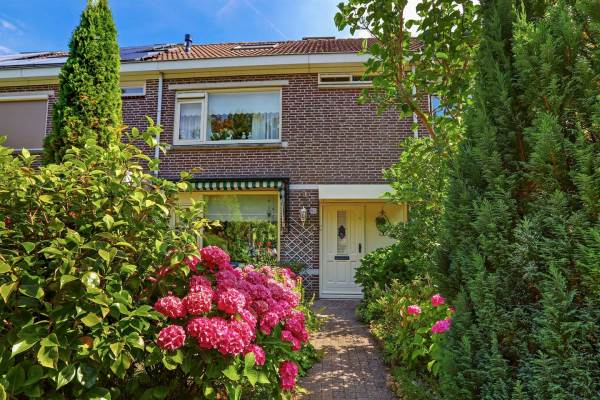Woning Jean Monnetstraat 168 Heemskerk