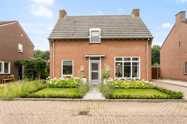 Woning Helmichstraat 18 Baak