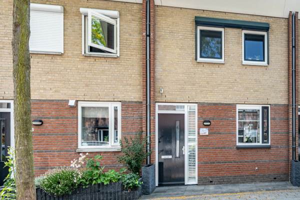 Woning Marguerite Durasstraat 8 Spijkenisse