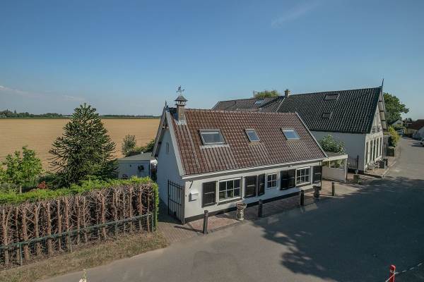Woning Westdijk 7 Heinenoord