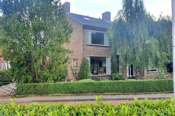 Woning Prins Bernhardstraat 4 Poortugaal