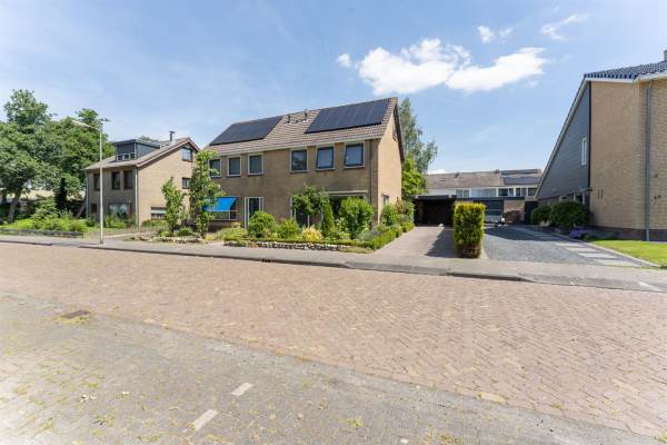 Woning Waterkant 43 Ens