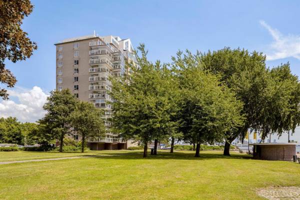 Woning Maasboulevard 60 Schiedam