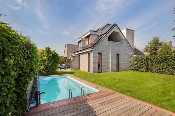 Woning Bazuinstraat 24 Zwijndrecht