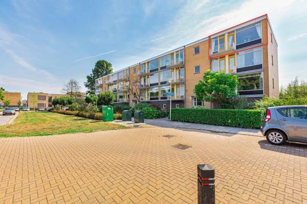 Woning Dronensingel 99 Bodegraven