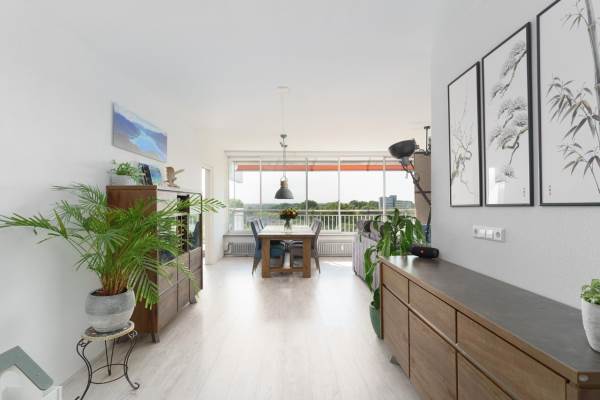 Woning Aart van der Leeuwlaan 1046 Delft