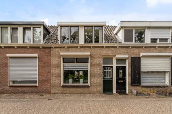 Woning St. Walburgbuitensingel 50 Tiel