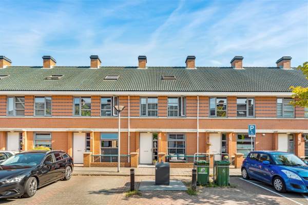 Woning Peter van Anrooylaan 14 Maassluis