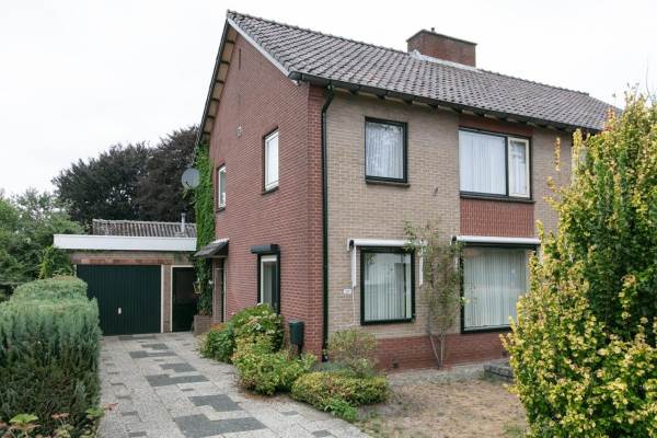 Woning Past. C.M. van Everdingenstraat 38a Rietmolen
