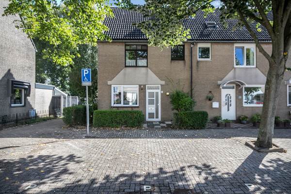 Woning Nachtegaal 22 Hoogvliet Rotterdam