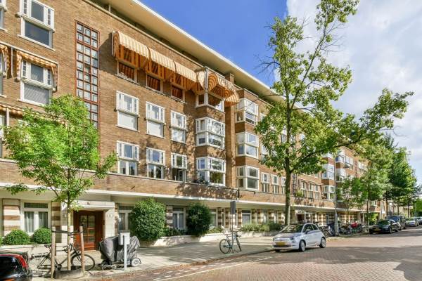 Woning Minervalaan 73III AMSTERDAM
