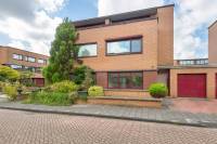 Woning Belle van Zuylenstraat 10 Maassluis