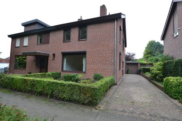 Woning Dr. Calsstraat 16 Landgraaf