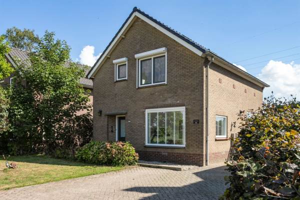 Woning Molenstraat 17 Hurwenen