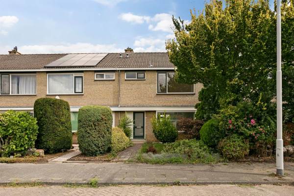 Woning Corona 16 Spijkenisse