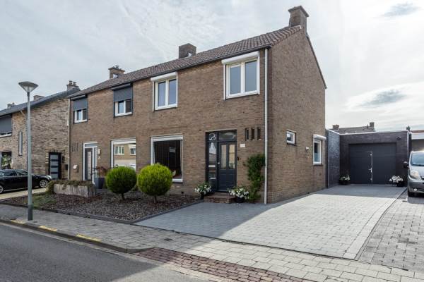 Woning Kastanjestraat 15 Oirsbeek