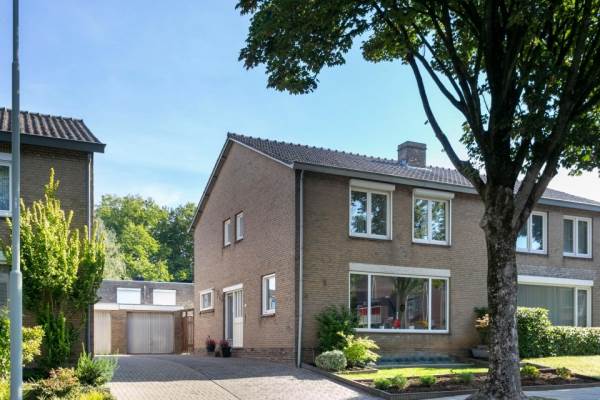 Woning Stikkerstraat 13 Geleen