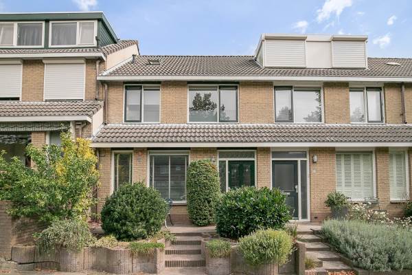 Woning Rivierlaan 82 Spijkenisse