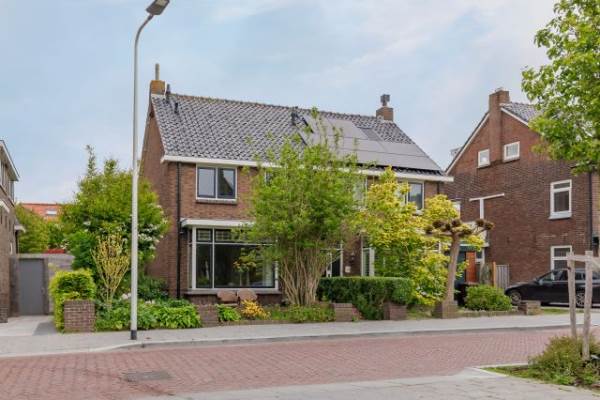Woning Ten Harmsenstraat 11 Alphen aan den Rijn