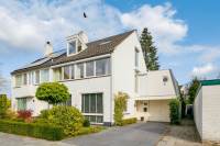 Woning van 't Hoffstraat 16 Helmond
