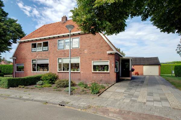Woning Burg v Roijenstr West 32 Hoogezand