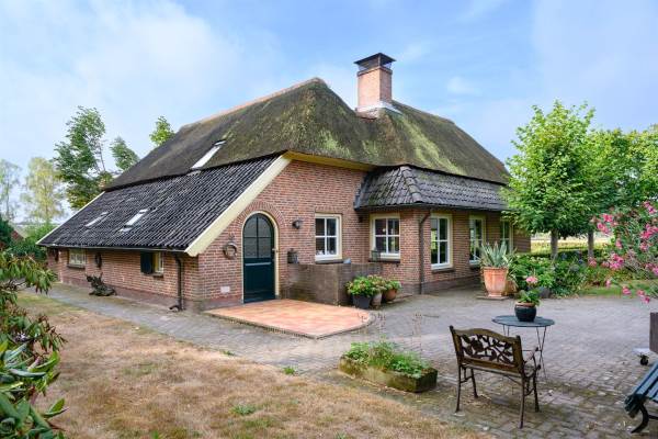 Woning Hogestraat 1 Hall