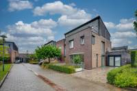 Woning Ien Dalesstraat 2 Rijen