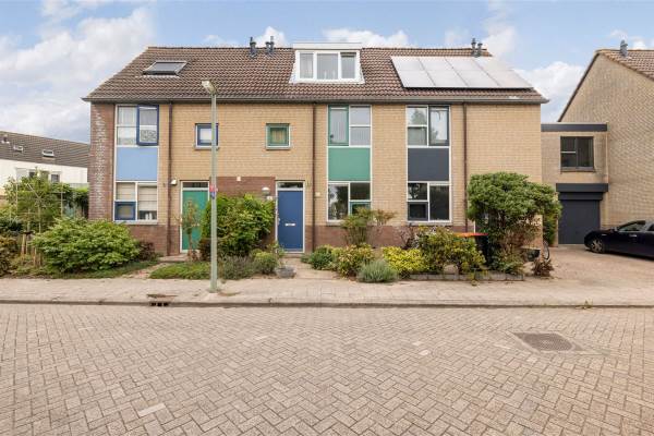 Woning Van den Broek-erf 249 Dordrecht